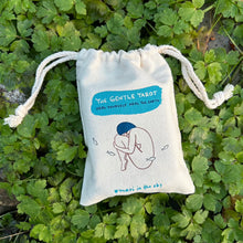 Load image into Gallery viewer, Organic Cotton Reading Cloth &amp; Bonus Deck Pouch
