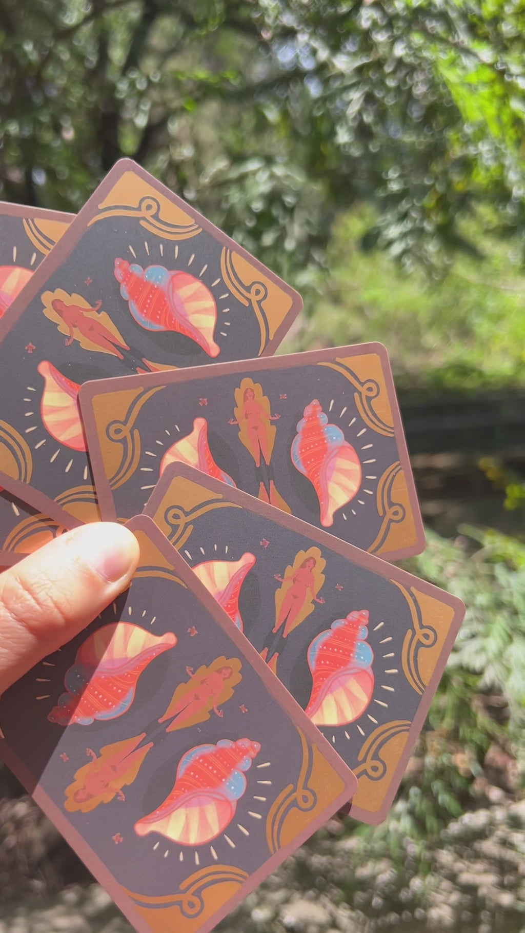 30% OFF FLASH SALE - THE GENTLE TAROT POCKET DECK